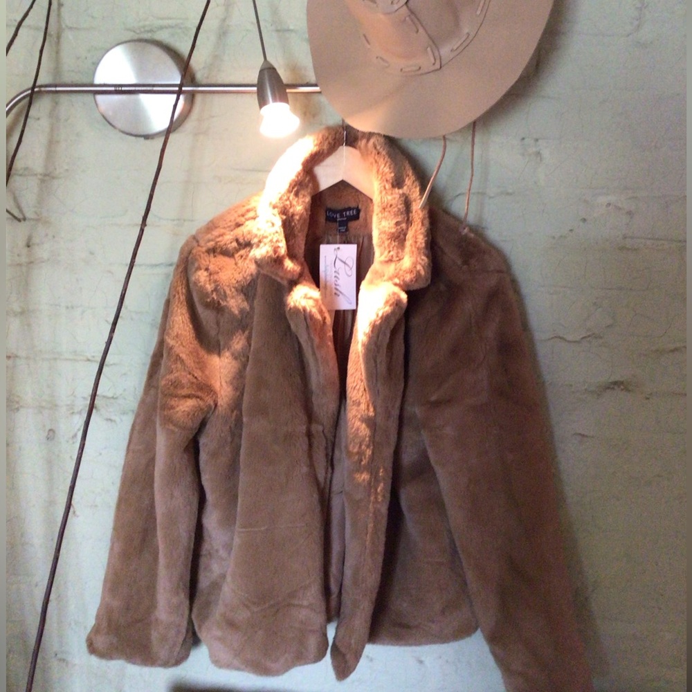 Saale Plush camel faux fur teddy jacket